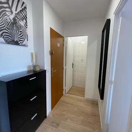 Family - Fully Equipped, Close To Sandy Beaches & Restaurants, Pool, Balcony, Garage أنتيب